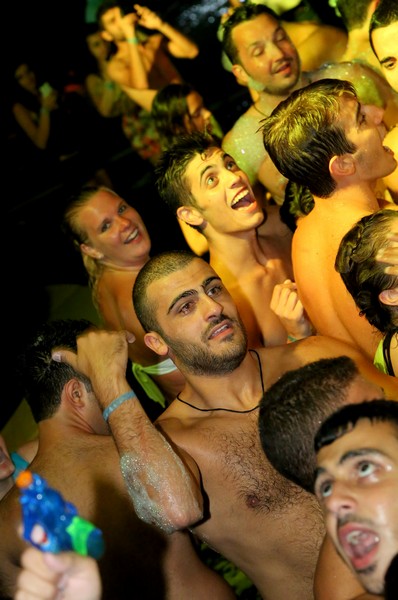 Lebanon Largest FOAM Party 3 (2)